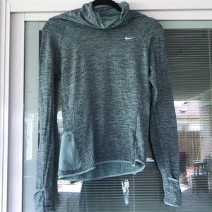 Nike dri fit sweatshirt